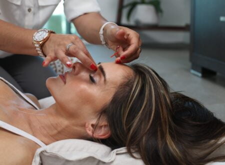 Que fait la chirurgie de féminisation du visage ?